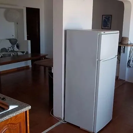 Ola Apartment *