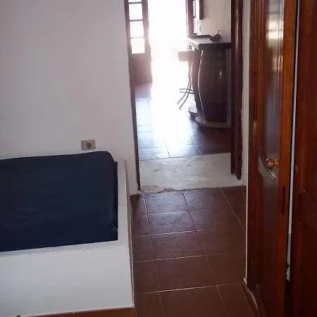 Ola Apartment *