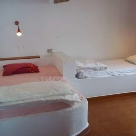 Ola Apartment *
