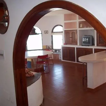 Ola Apartment